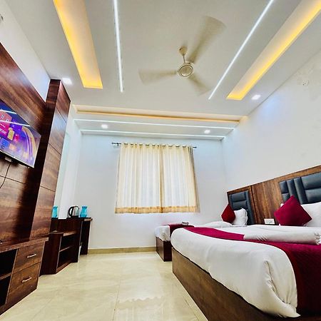 Hotel Ganga Palace - Agra アーグラ エクステリア 写真